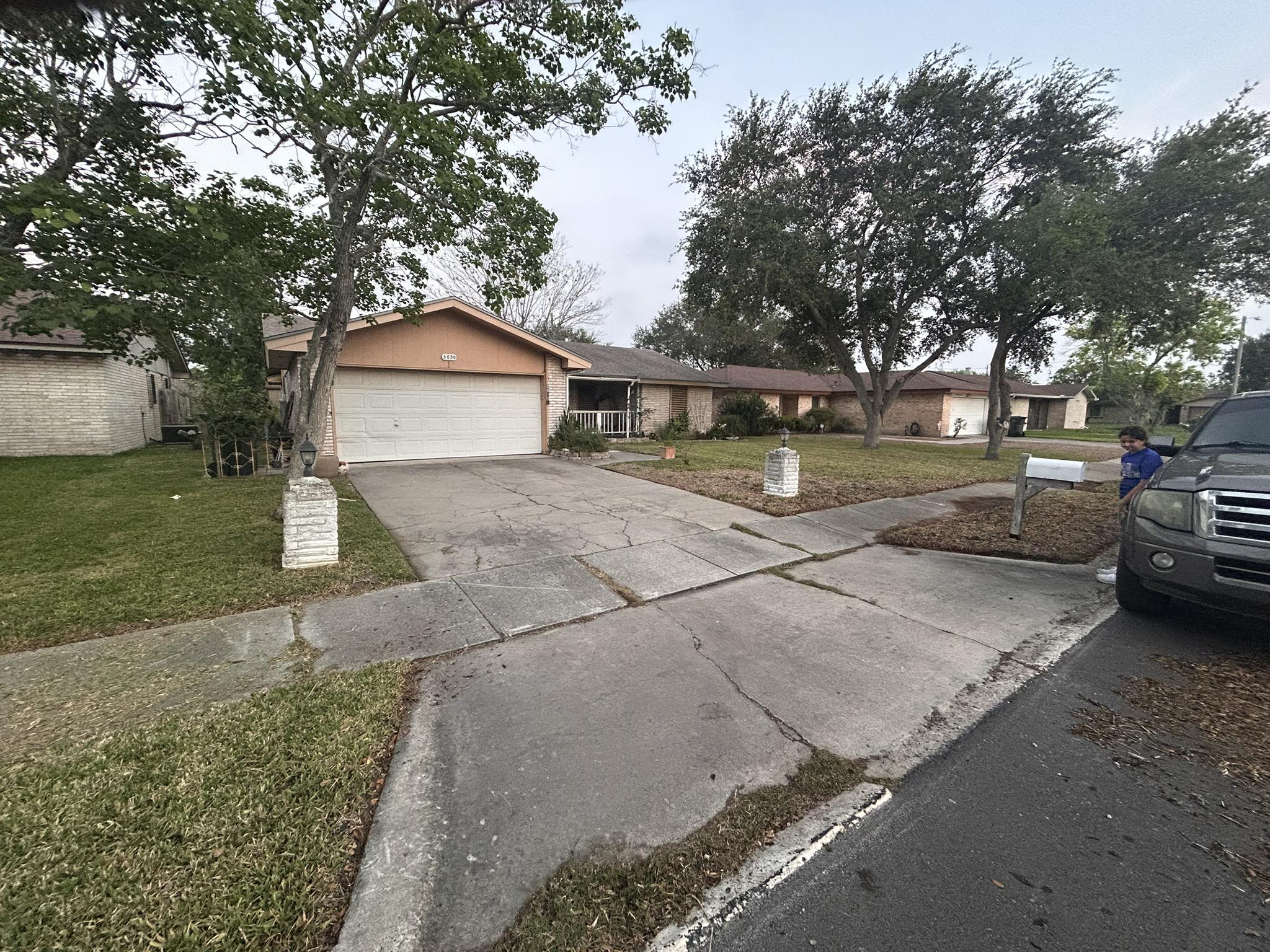 Lawn maintenance — Corpus Christi